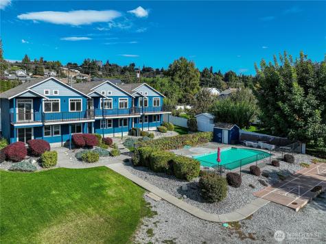 744 Wapato Way Manson WA 98831