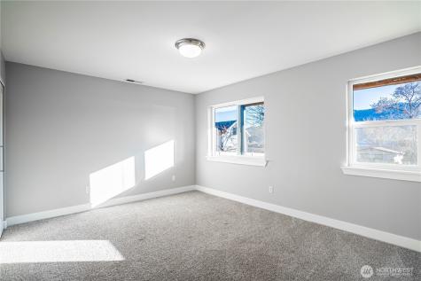 744 Wapato Way Manson WA 98831