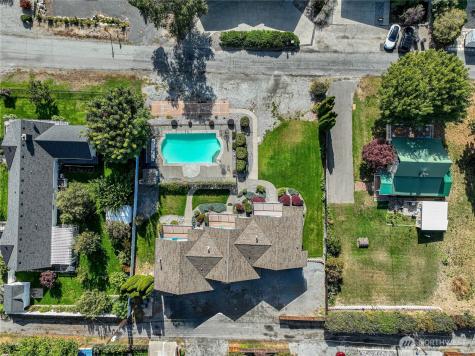 744 Wapato Way Manson WA 98831