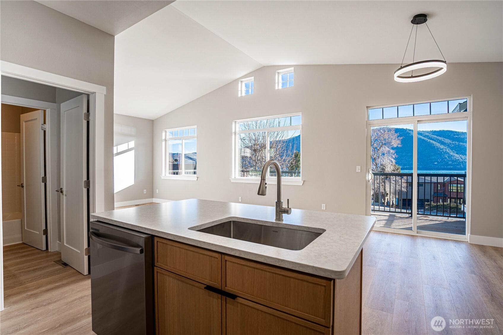 744 Wapato Way Manson WA 98831