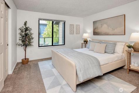 1809 N 107th Street Seattle WA 98133