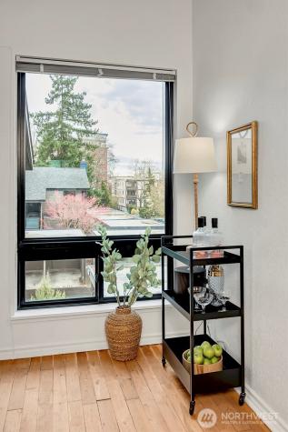 1809 N 107th Street Seattle WA 98133