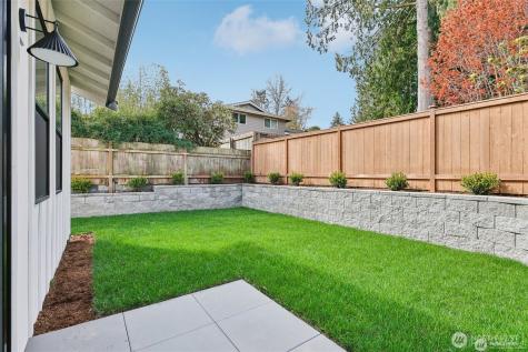 20205 5th Avenue NW Shoreline WA 98177