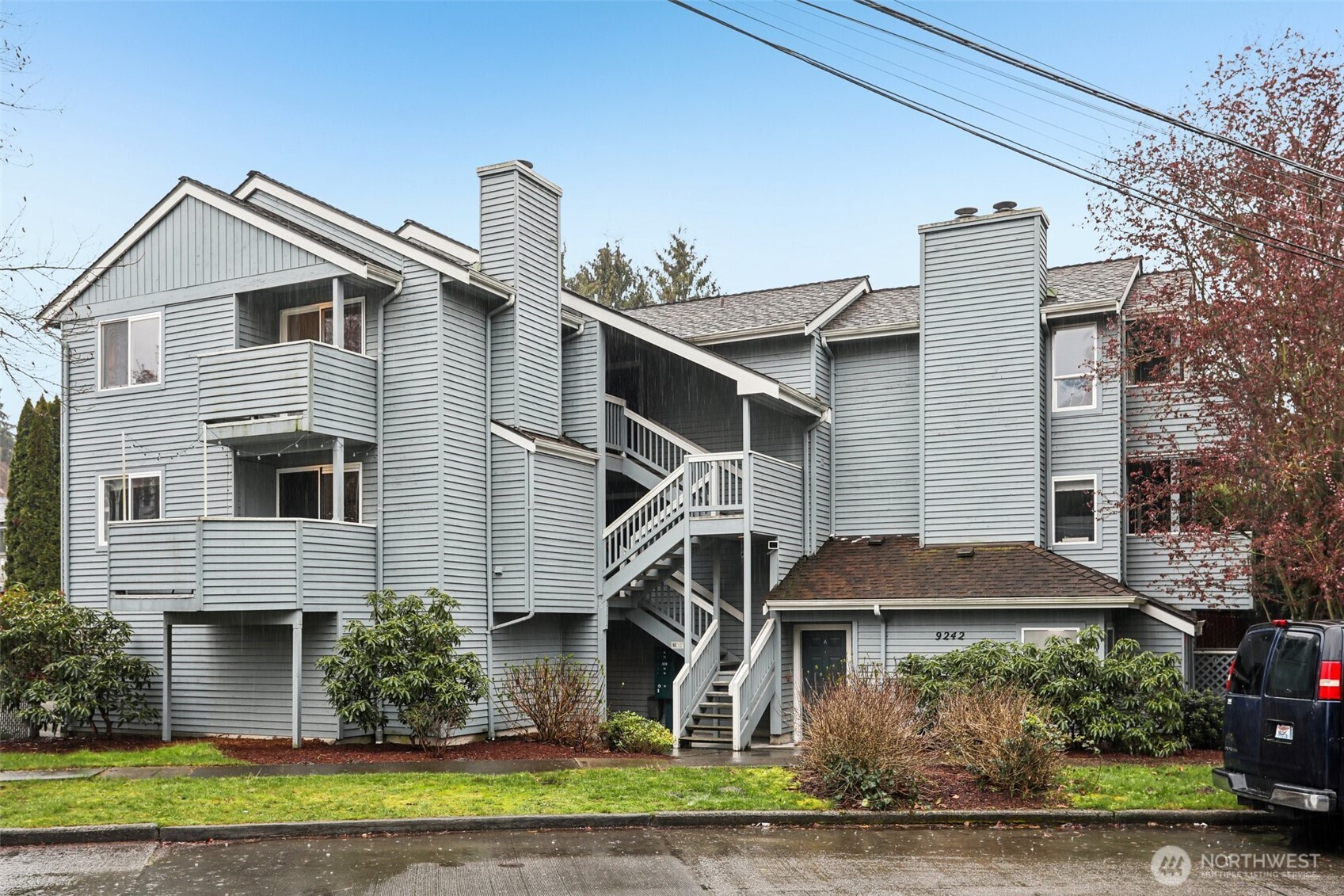 9242 Woodlawn Avenue N Seattle WA 98103
