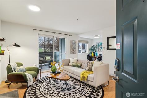 9242 Woodlawn Avenue N Seattle WA 98103