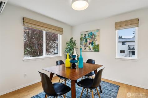 9242 Woodlawn Avenue N Seattle WA 98103