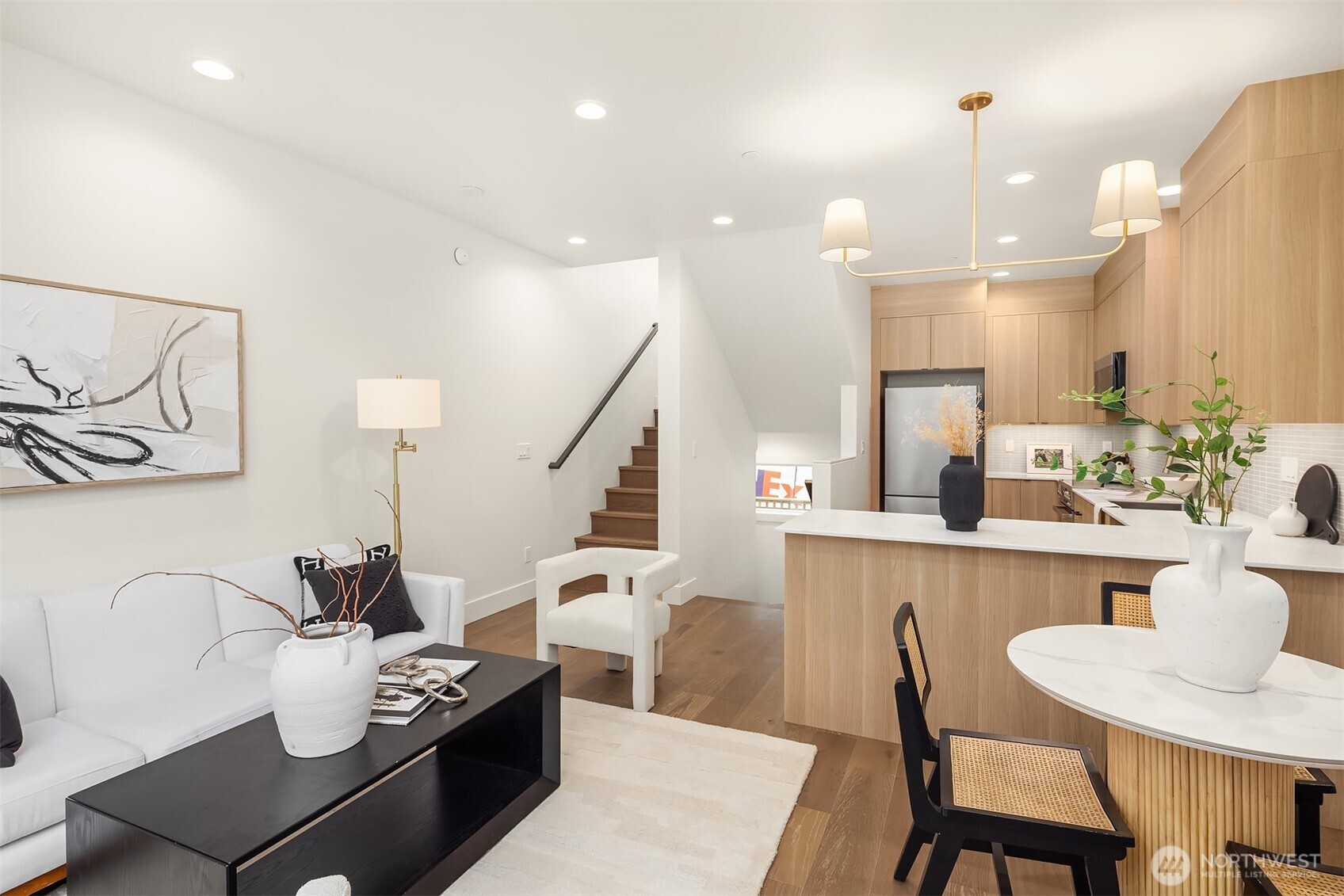 4419 2nd Avenue NE Seattle WA 98105
