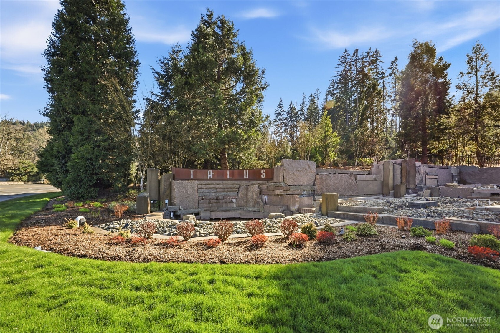 129 Cougar Ridge Rd NW Issaquah WA 98027