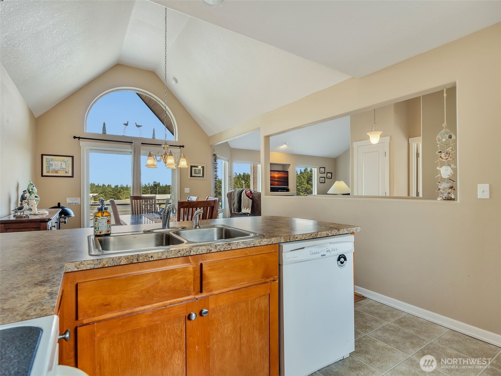 316 7th Street SW Long Beach WA 98631