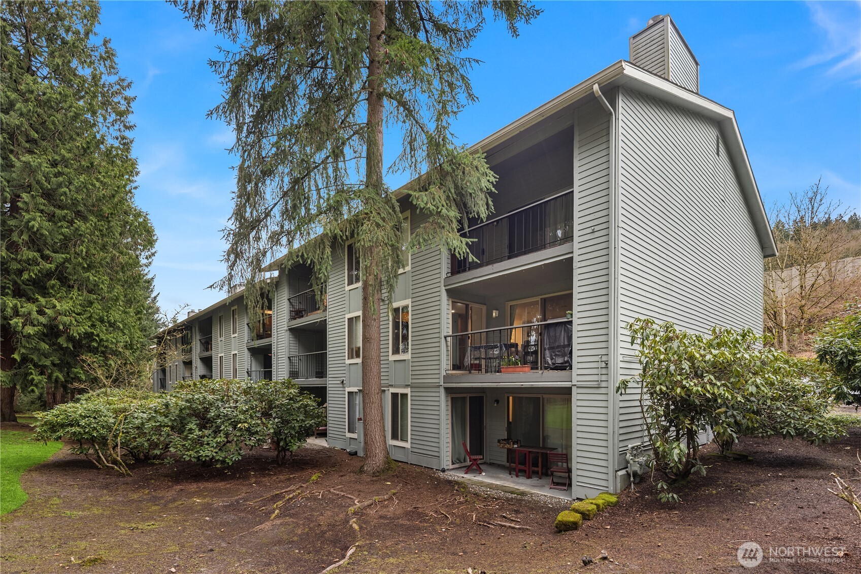 4727 W Lake Sammamish Parkway SE Issaquah WA 98027
