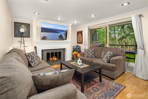 4727 W Lake Sammamish Parkway SE Issaquah WA 98027