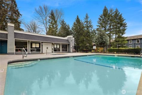 4727 W Lake Sammamish Parkway SE Issaquah WA 98027