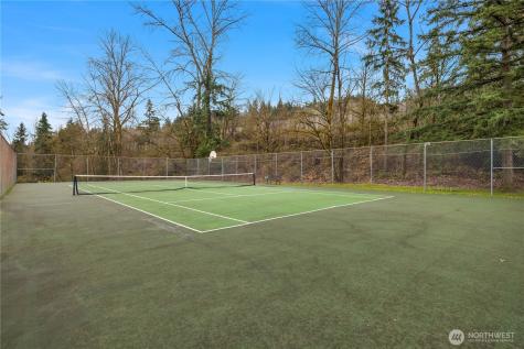 4727 W Lake Sammamish Parkway SE Issaquah WA 98027