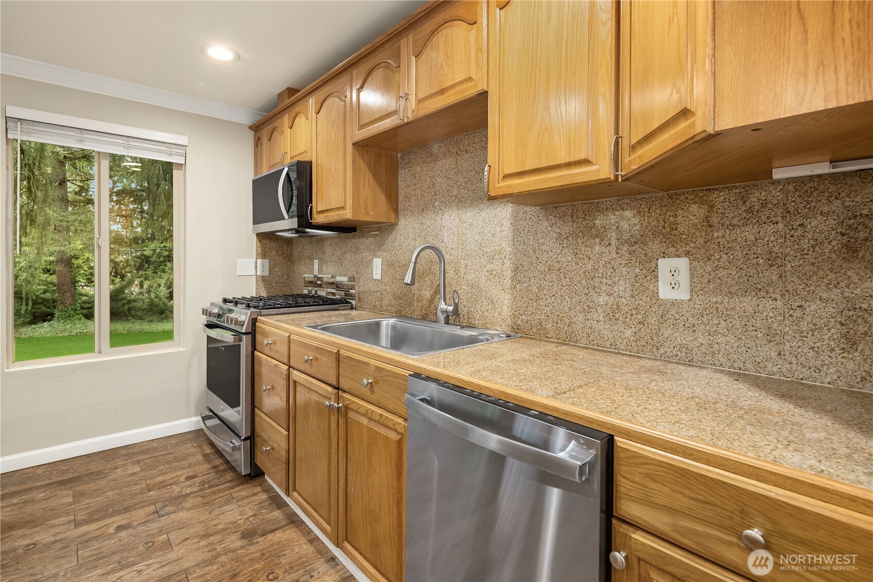 4727 W Lake Sammamish Parkway SE Issaquah WA 98027