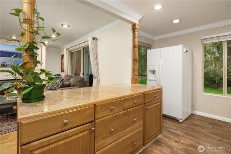 4727 W Lake Sammamish Parkway SE Issaquah WA 98027