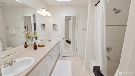 424 228th Street SW Bothell WA 98021