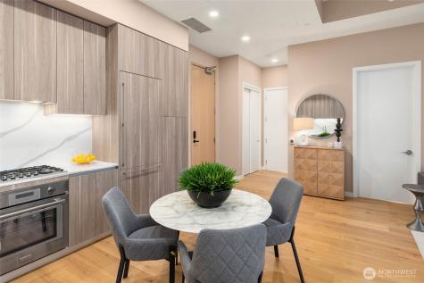 10232 NE 10th Street Bellevue WA 98004