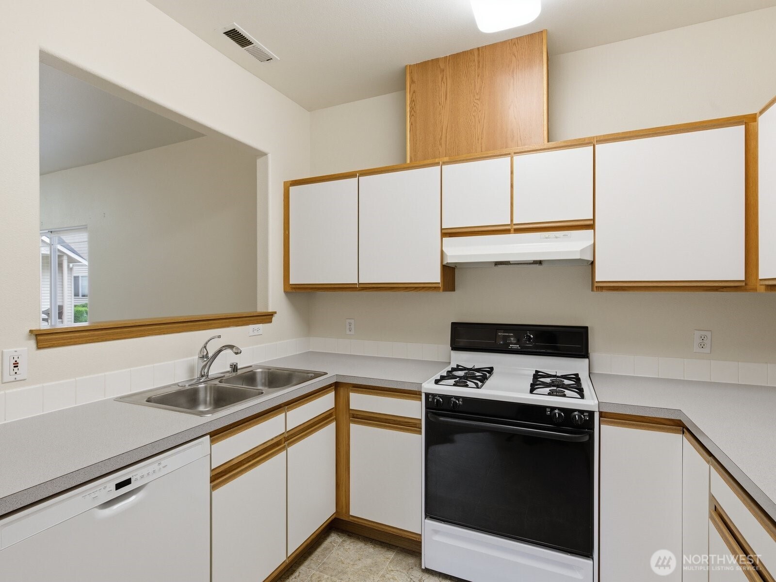 323 N Laventure Road Mount Vernon WA 98273
