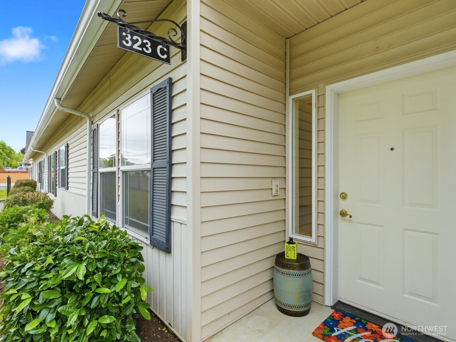 323 N Laventure Road Mount Vernon WA 98273