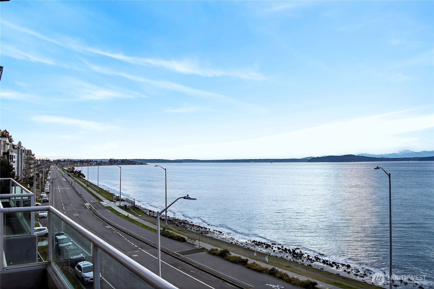 1374 Alki Avenue SW Seattle WA 98116