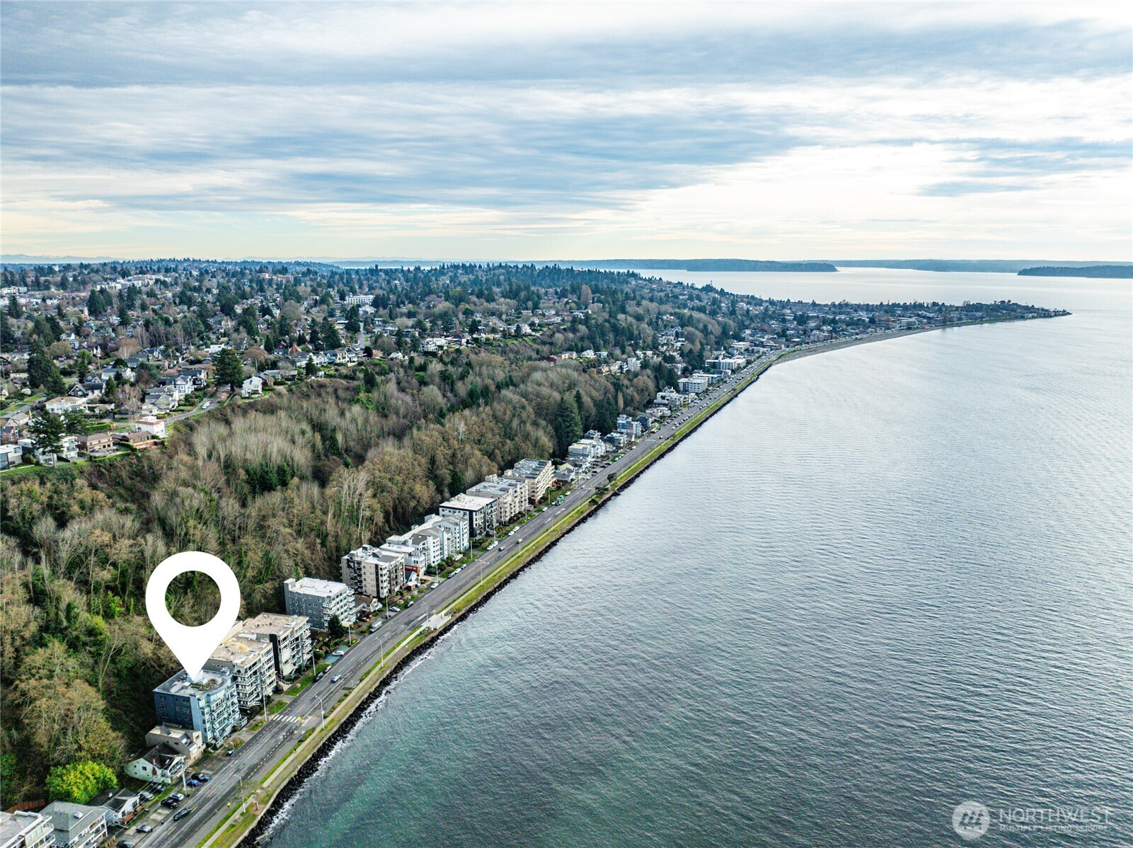 1374 Alki Avenue SW Seattle WA 98116