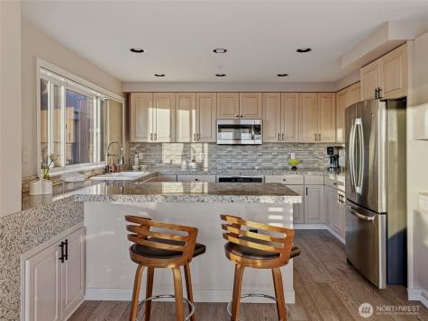 601 W Mercer Place Seattle WA 98119
