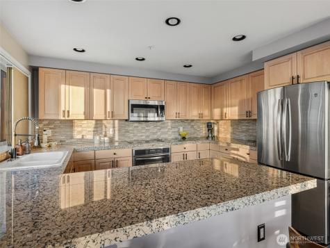 601 W Mercer Place Seattle WA 98119