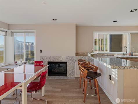 601 W Mercer Place Seattle WA 98119