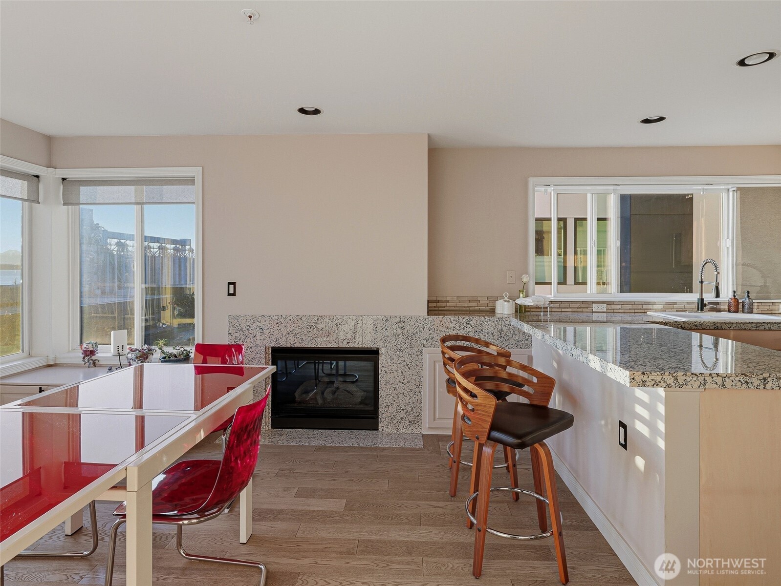 601 W Mercer Place Seattle WA 98119