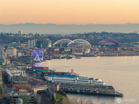 601 W Mercer Place Seattle WA 98119
