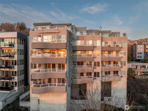 601 W Mercer Place Seattle WA 98119