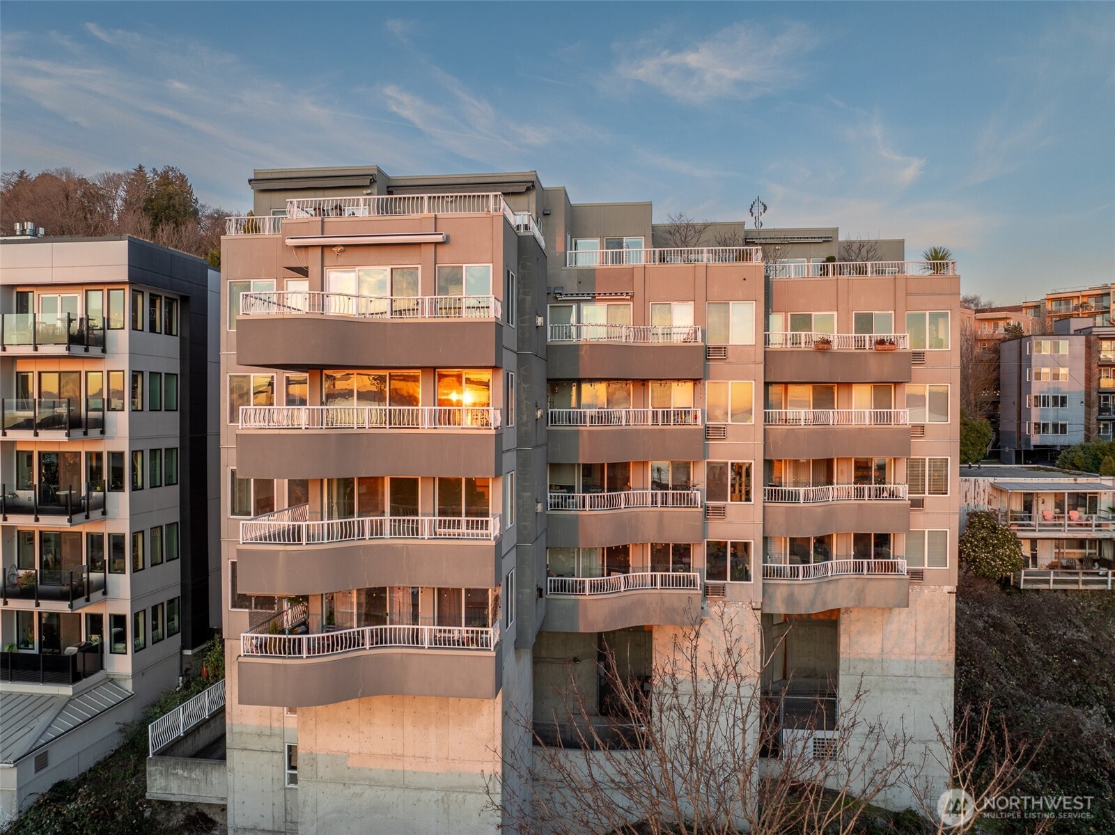 601 W Mercer Place Seattle WA 98119