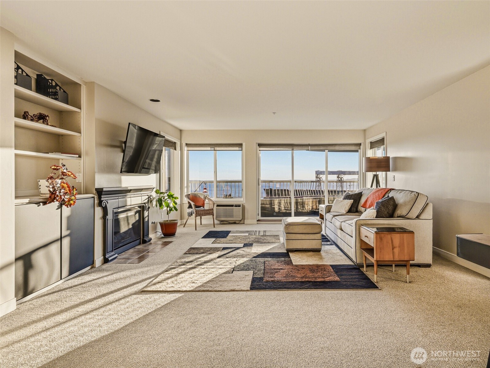 601 W Mercer Place Seattle WA 98119