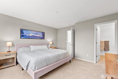 15720 Manor Way Lynnwood WA 98087