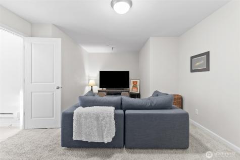 15720 Manor Way Lynnwood WA 98087