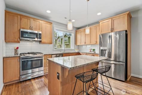 23000 NE 8th Street Sammamish WA 98074