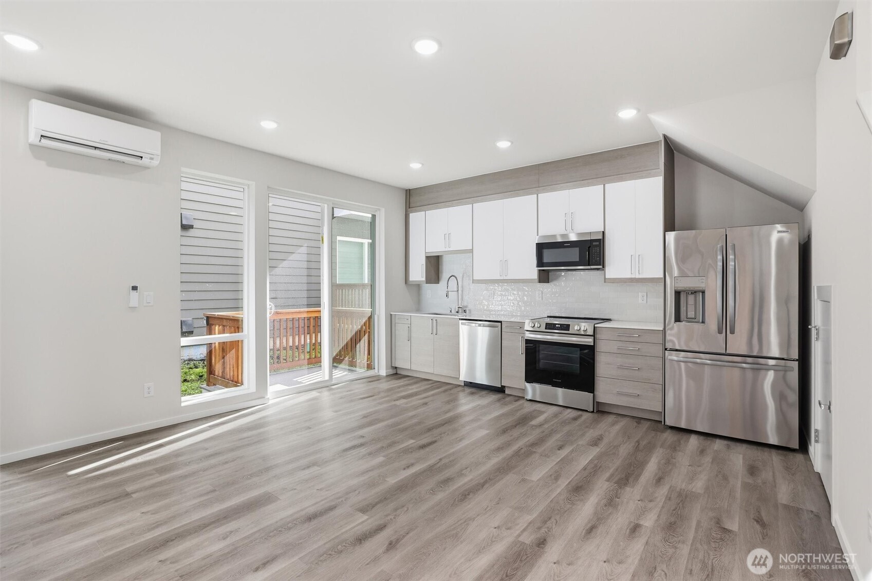 1816 24th Avenue S Seattle WA 98144