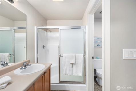 26209 116th Avenue SE Kent WA 98030