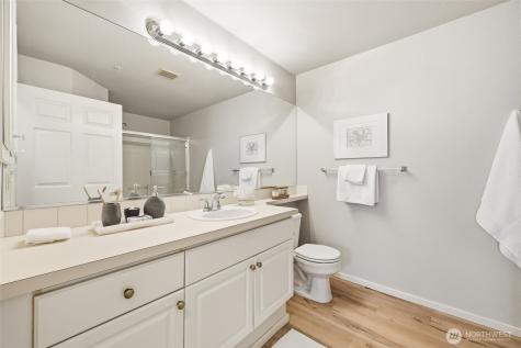 4322 NE 5th Court Renton WA 98059
