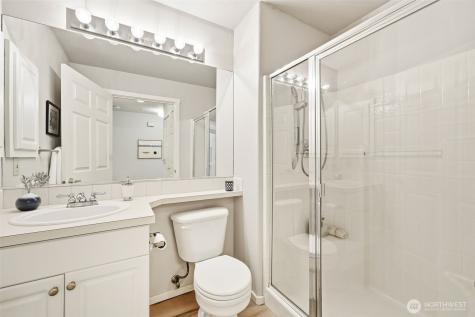 4322 NE 5th Court Renton WA 98059
