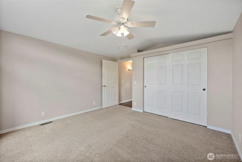 21819 SE 275th Place Maple Valley WA 98038