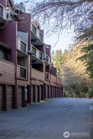 15917 Waynita Way NE Bothell WA 98011