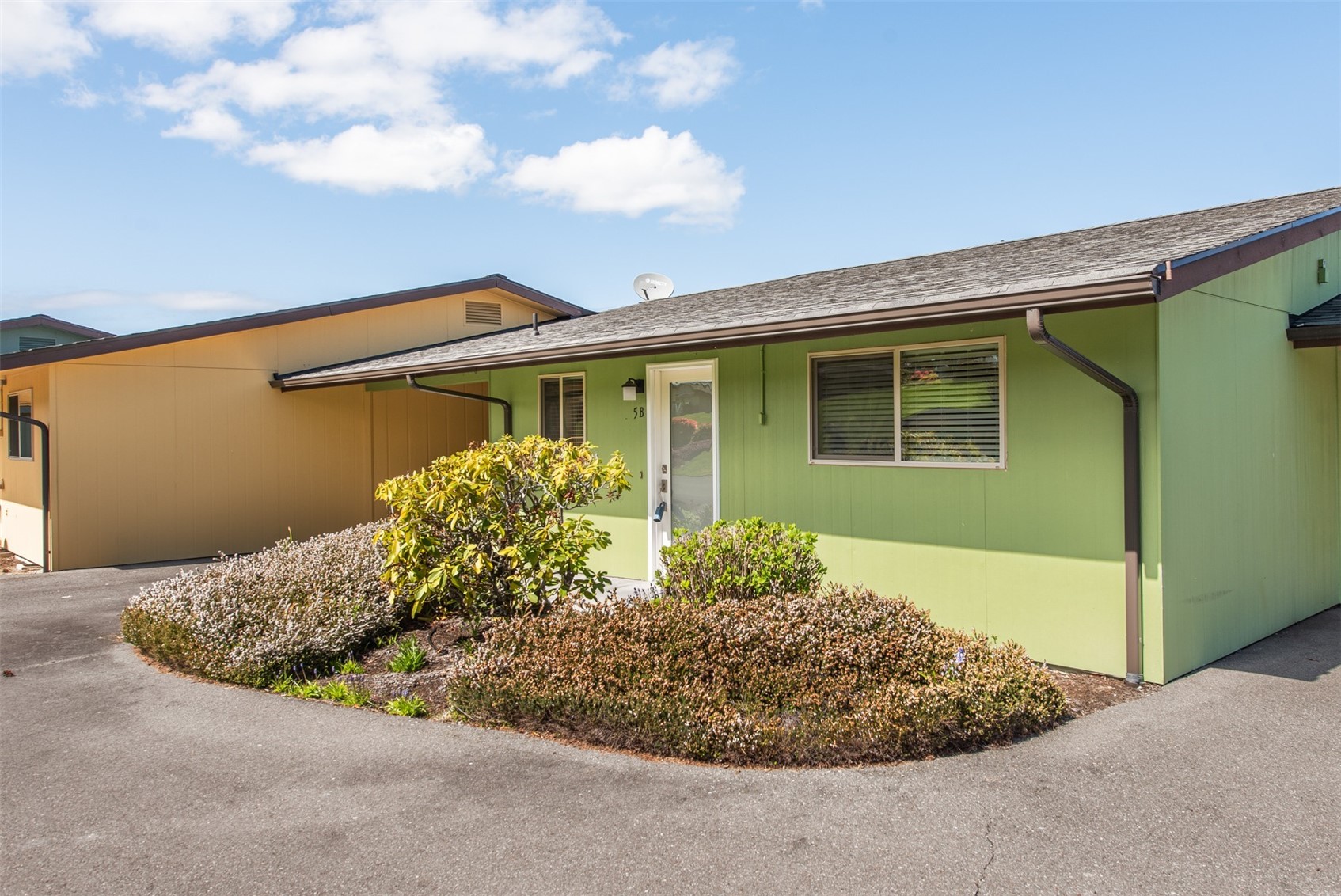 1301 S Third Avenue Sequim WA 98382