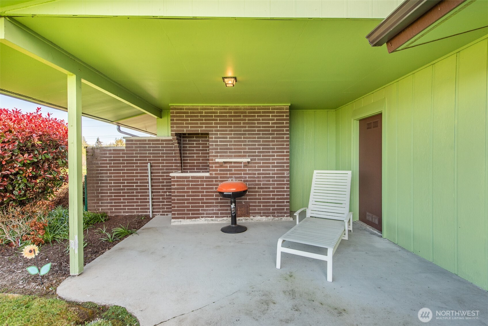 1301 S Third Avenue Sequim WA 98382