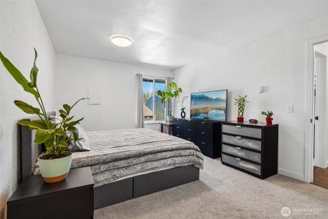14401 SE Petrovitsky Road Renton WA 98058