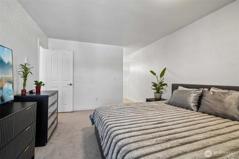 14401 SE Petrovitsky Road Renton WA 98058