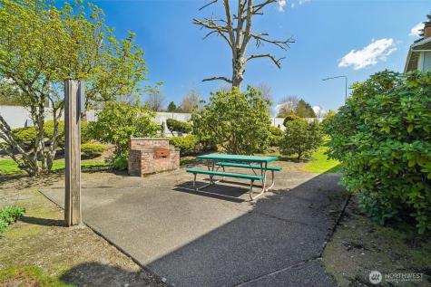 14401 SE Petrovitsky Road Renton WA 98058