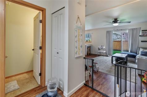 5901 111th Street Court E Puyallup WA 98373