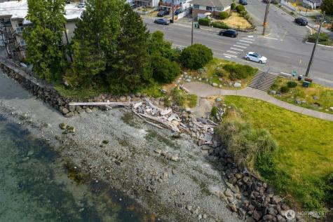 3717 Beach Drive SW Seattle WA 98116