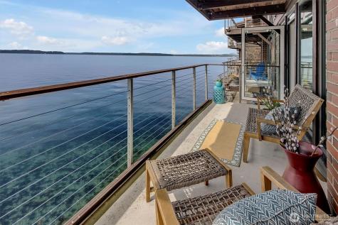 3717 Beach Drive SW Seattle WA 98116